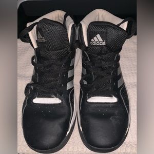 Adidas cloud foam, size 5 1/2, USED, good condition